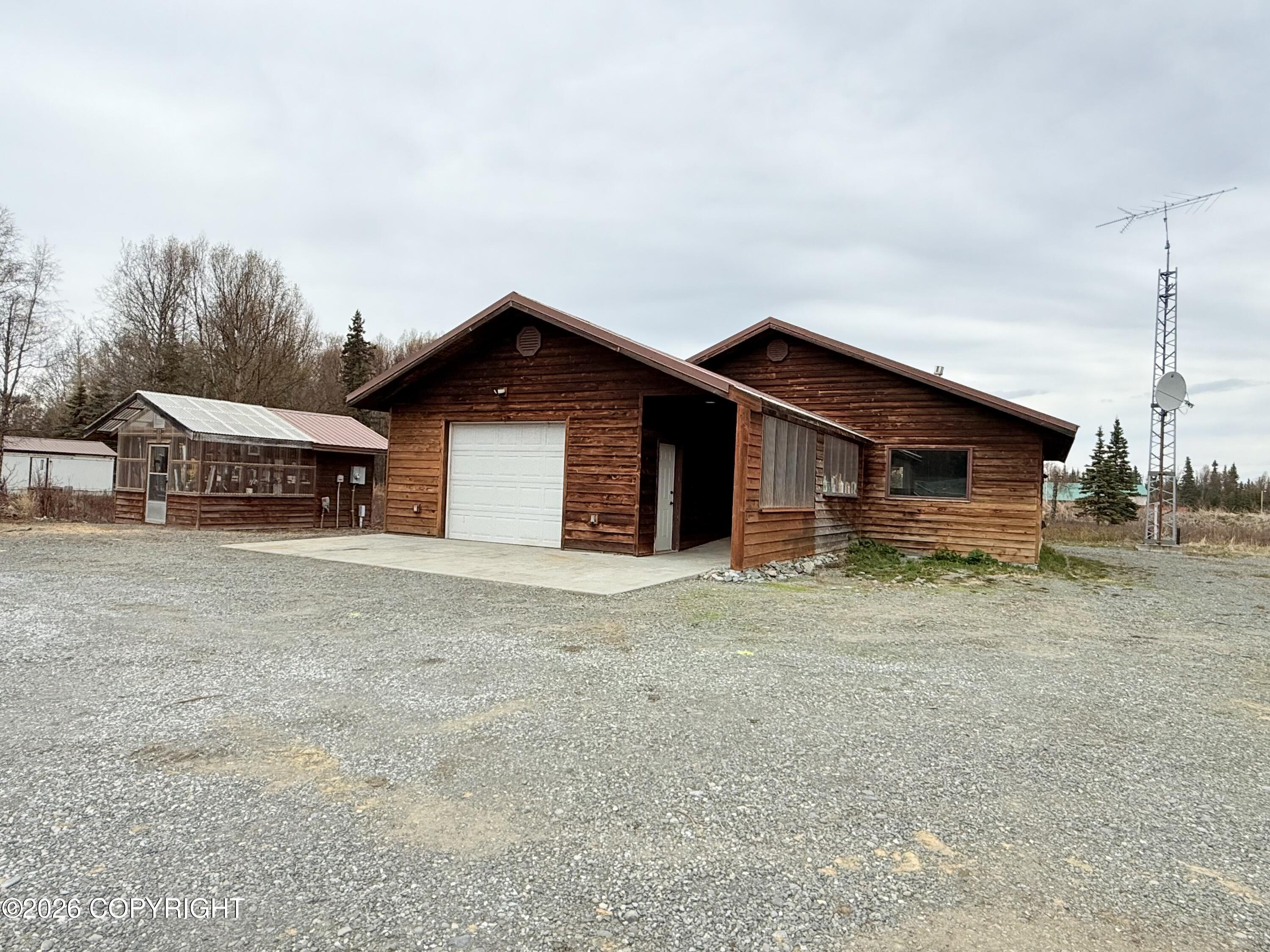53350 Empress Avenue Property Photo 3