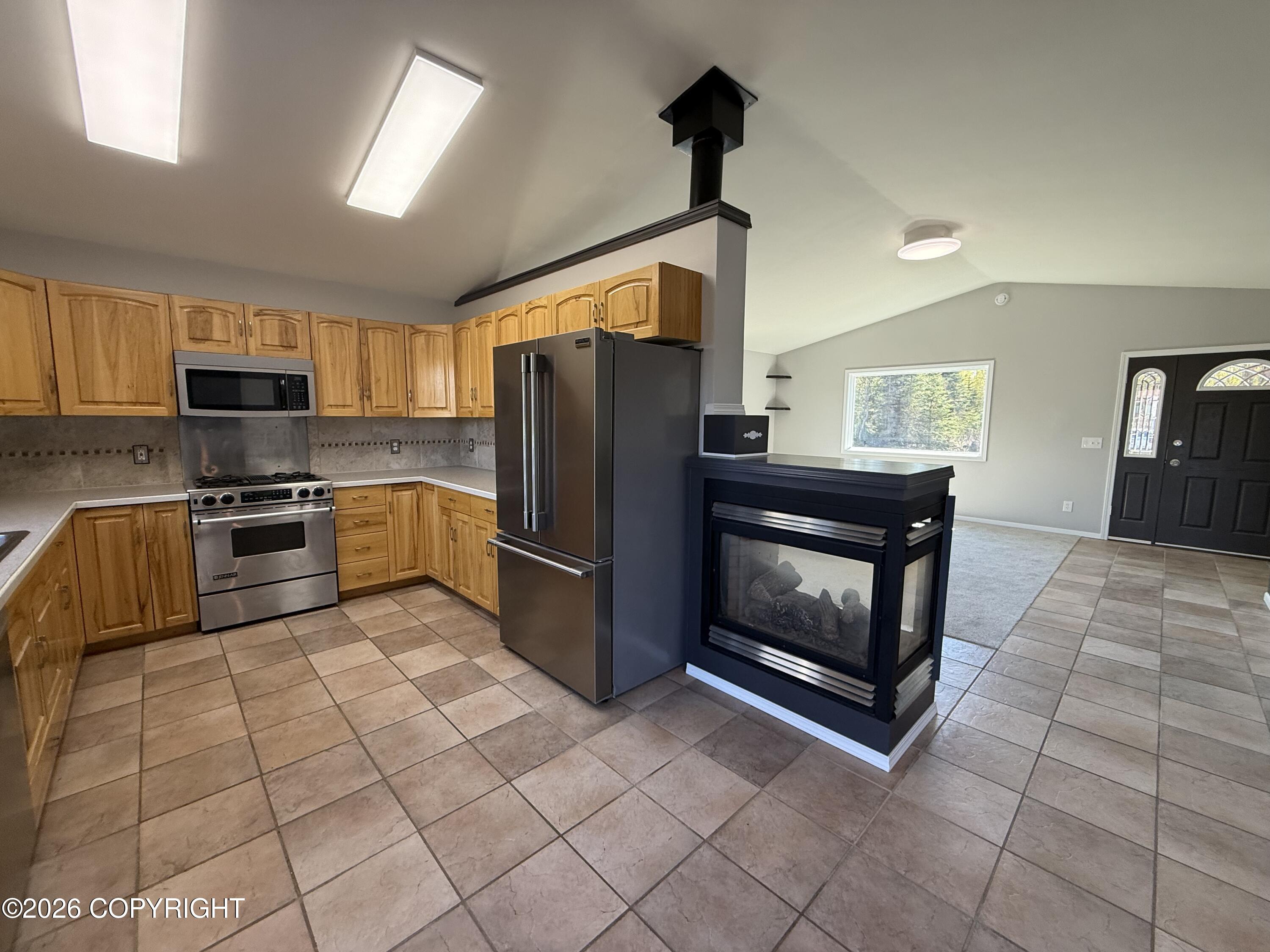 53350 Empress Avenue Property Photo 9