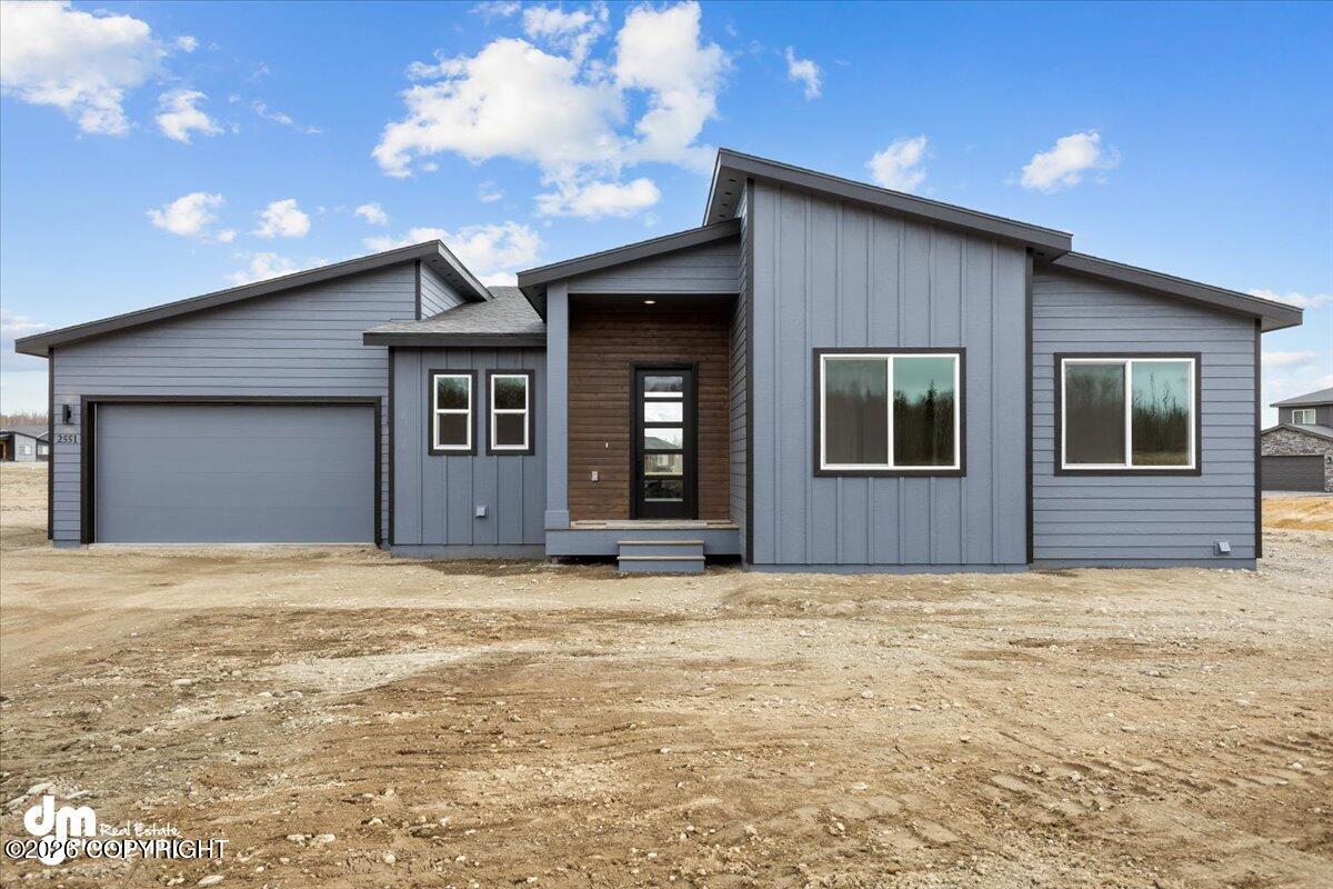 2533 S Rainbow View Circle Property Photo 1