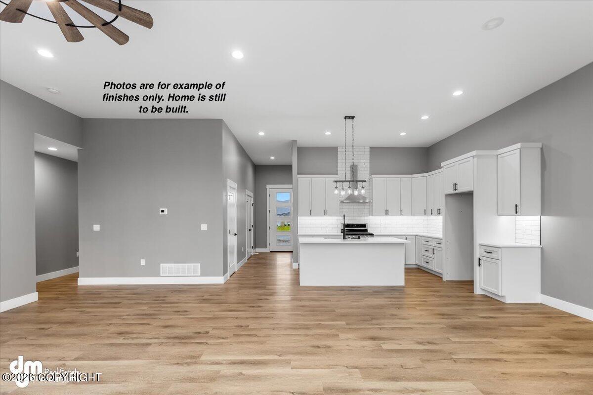 2533 S Rainbow View Circle Property Photo 10