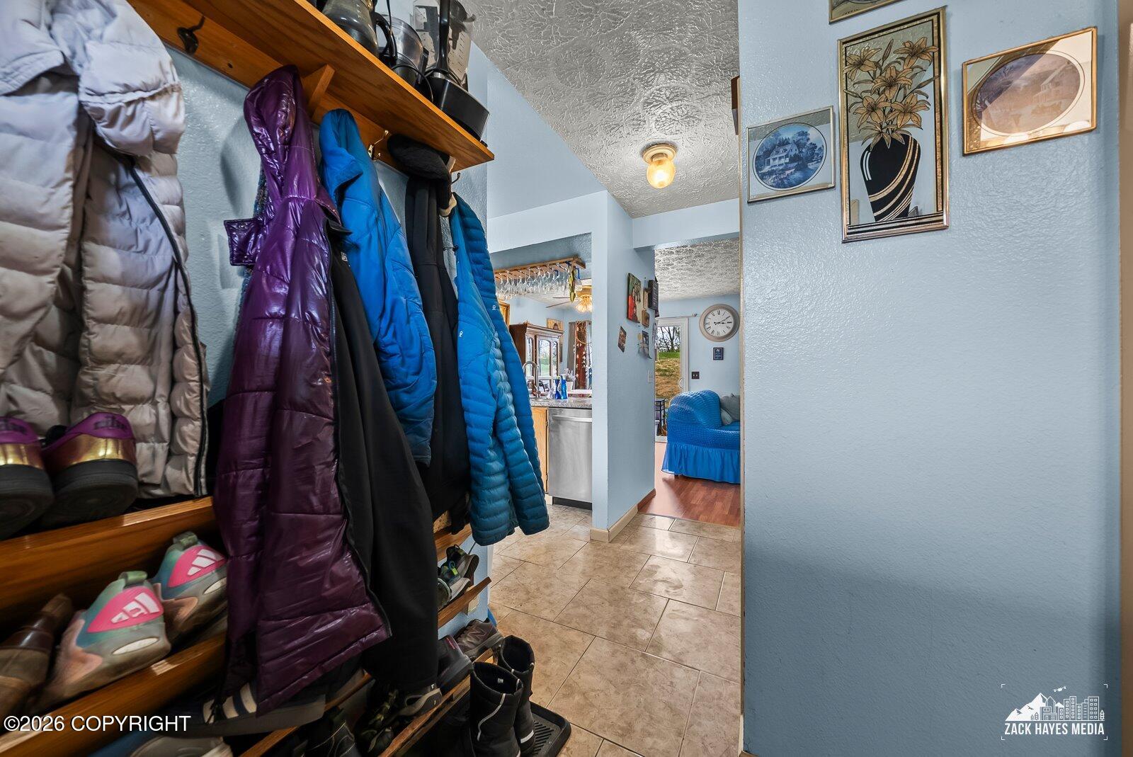 9647 Victor Road #11c Property Photo 4