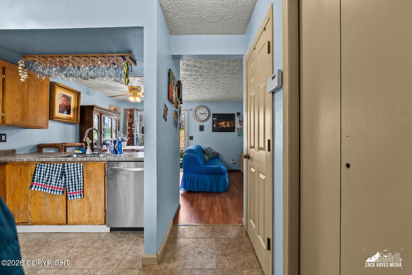 9647 Victor Road #11c Property Photo 7
