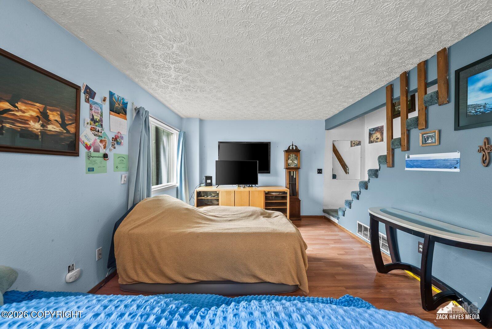 9647 Victor Road #11c Property Photo 9