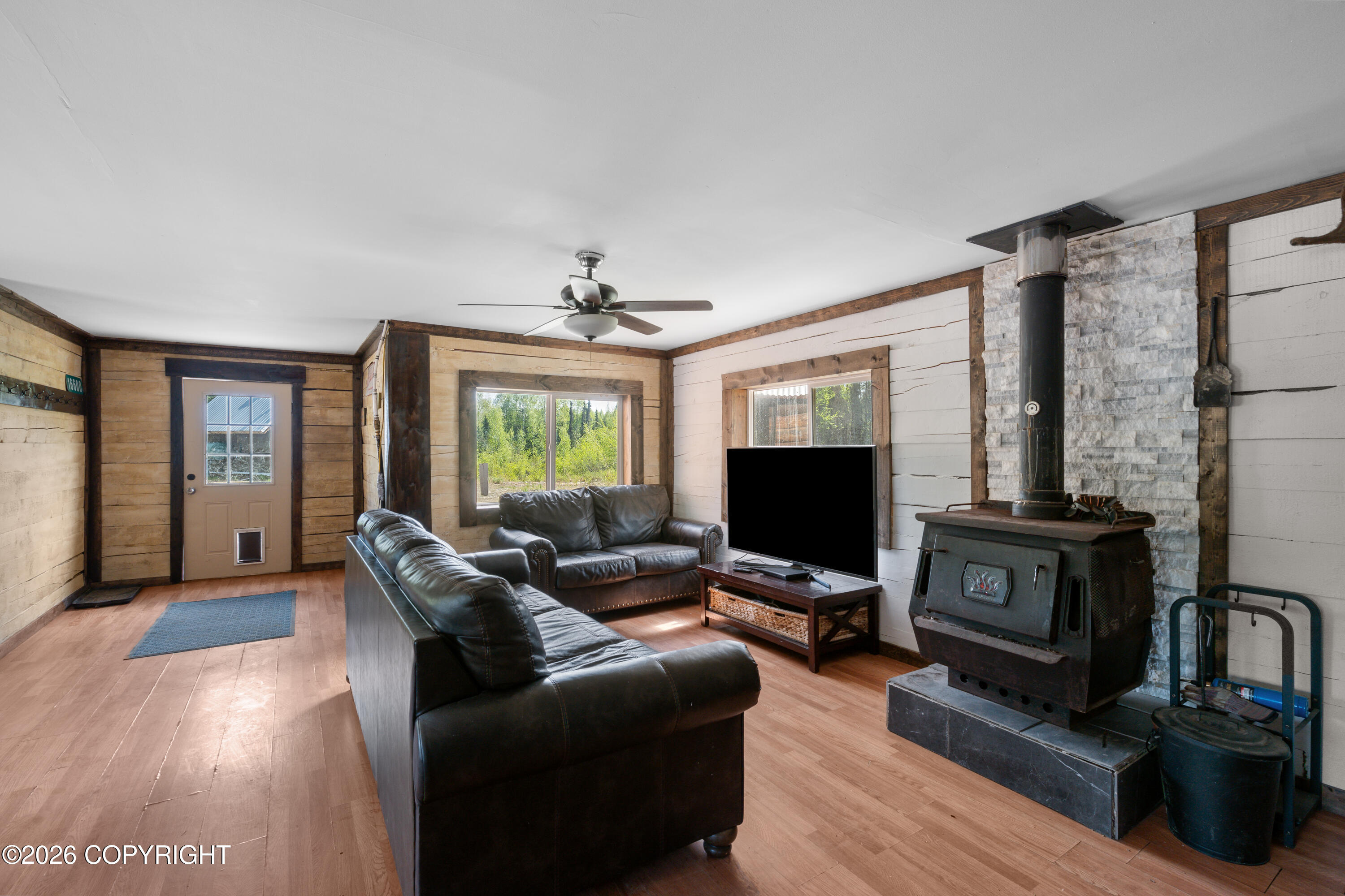 16600 N Tank Road Property Photo 3