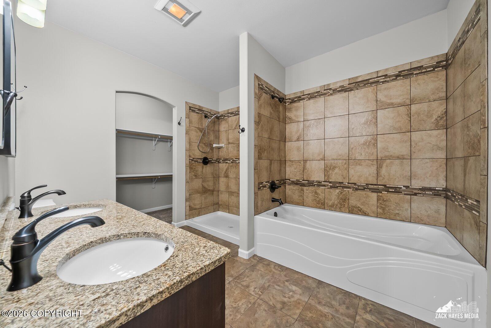 892 W Jones Drive Property Photo 31