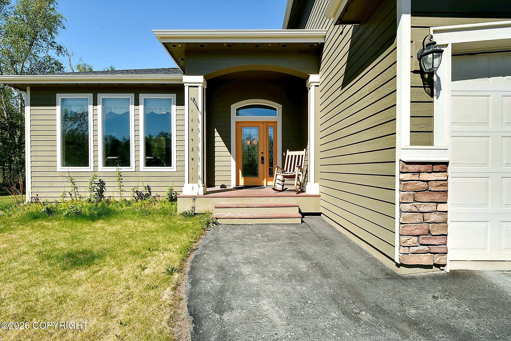 7913 E Wolf Creek Road Property Photo 4