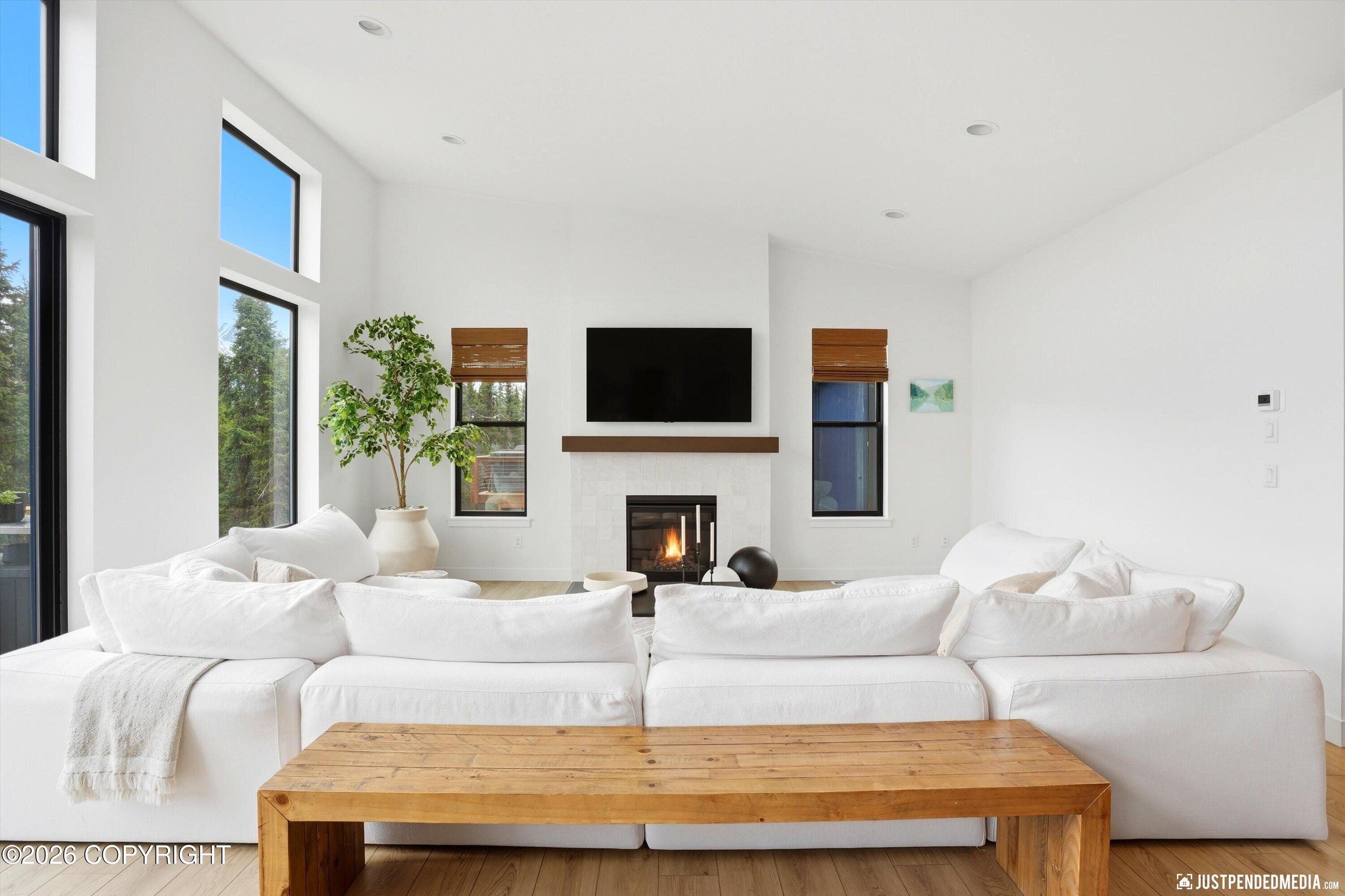 18063 Rivervista Road Property Photo 3