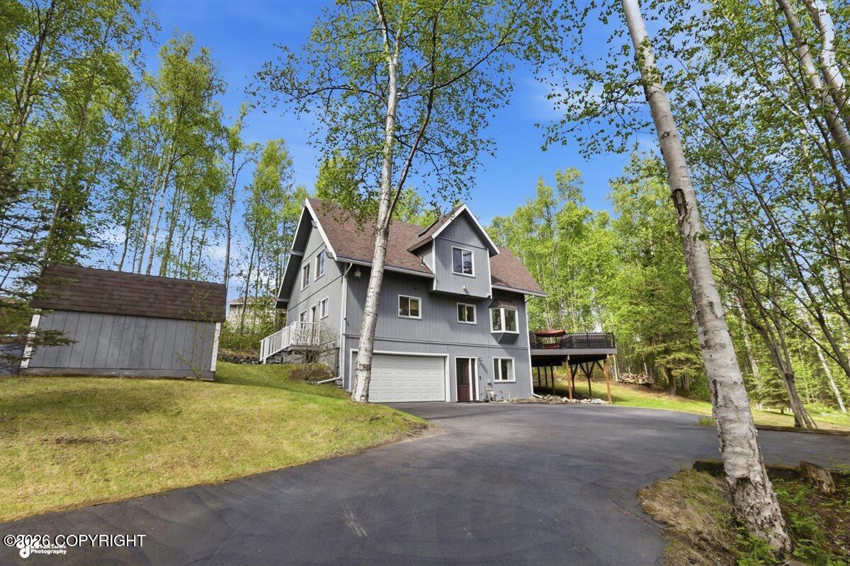 21818 Cloverleaf Road Property Photo 1