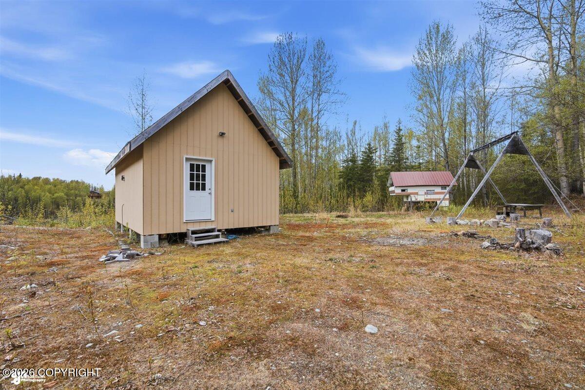 27048 W Parks Highway Property Photo 2