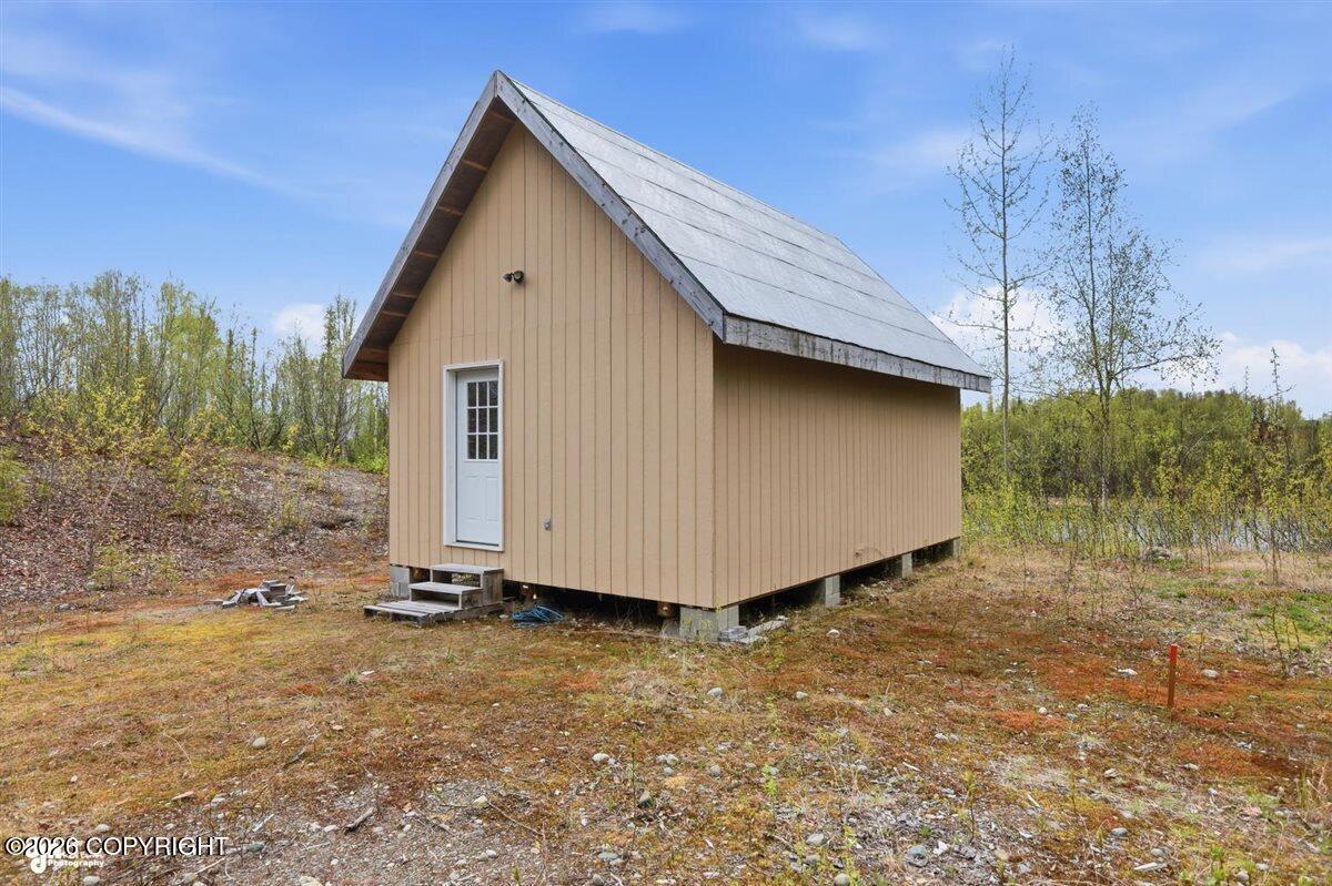 27048 W Parks Highway Property Photo 7