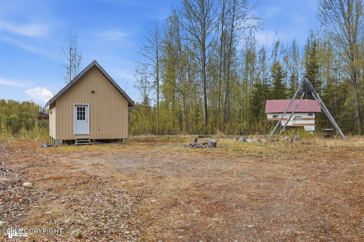 27048 W Parks Highway Property Photo 10
