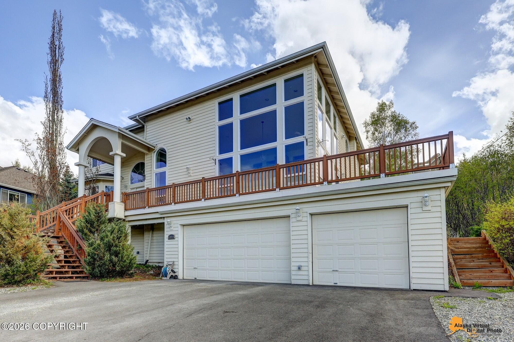 16319 Essex Park Drive Property Photo 8