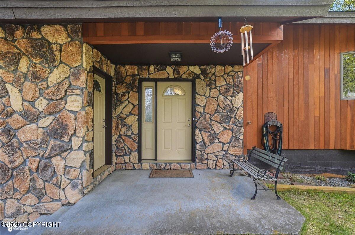 5220 Swallow Drive Property Photo 3