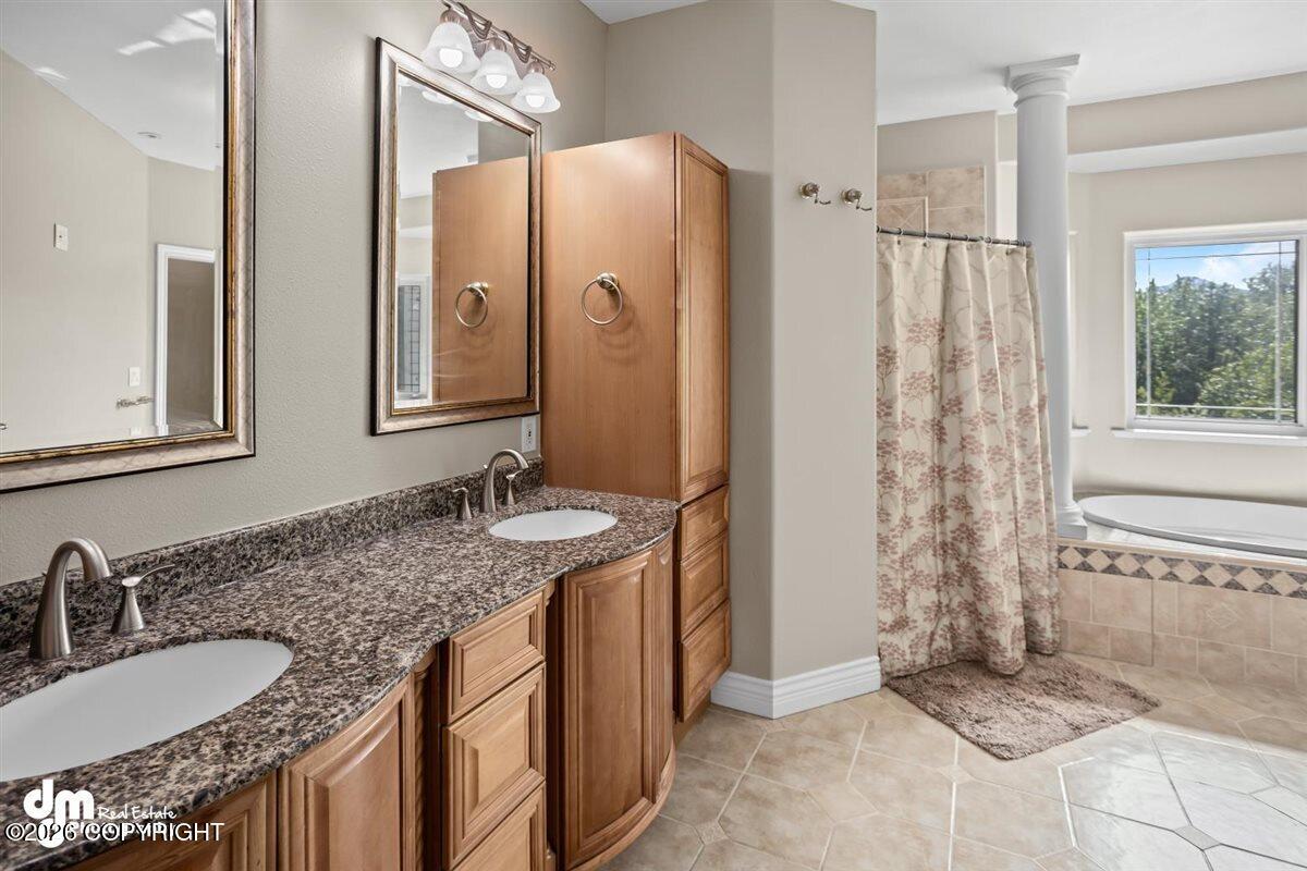 6251 E Chickadee Drive Property Photo 37