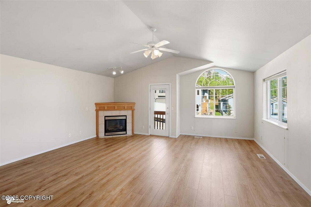 8934 Birch Park Circle Property Photo 5
