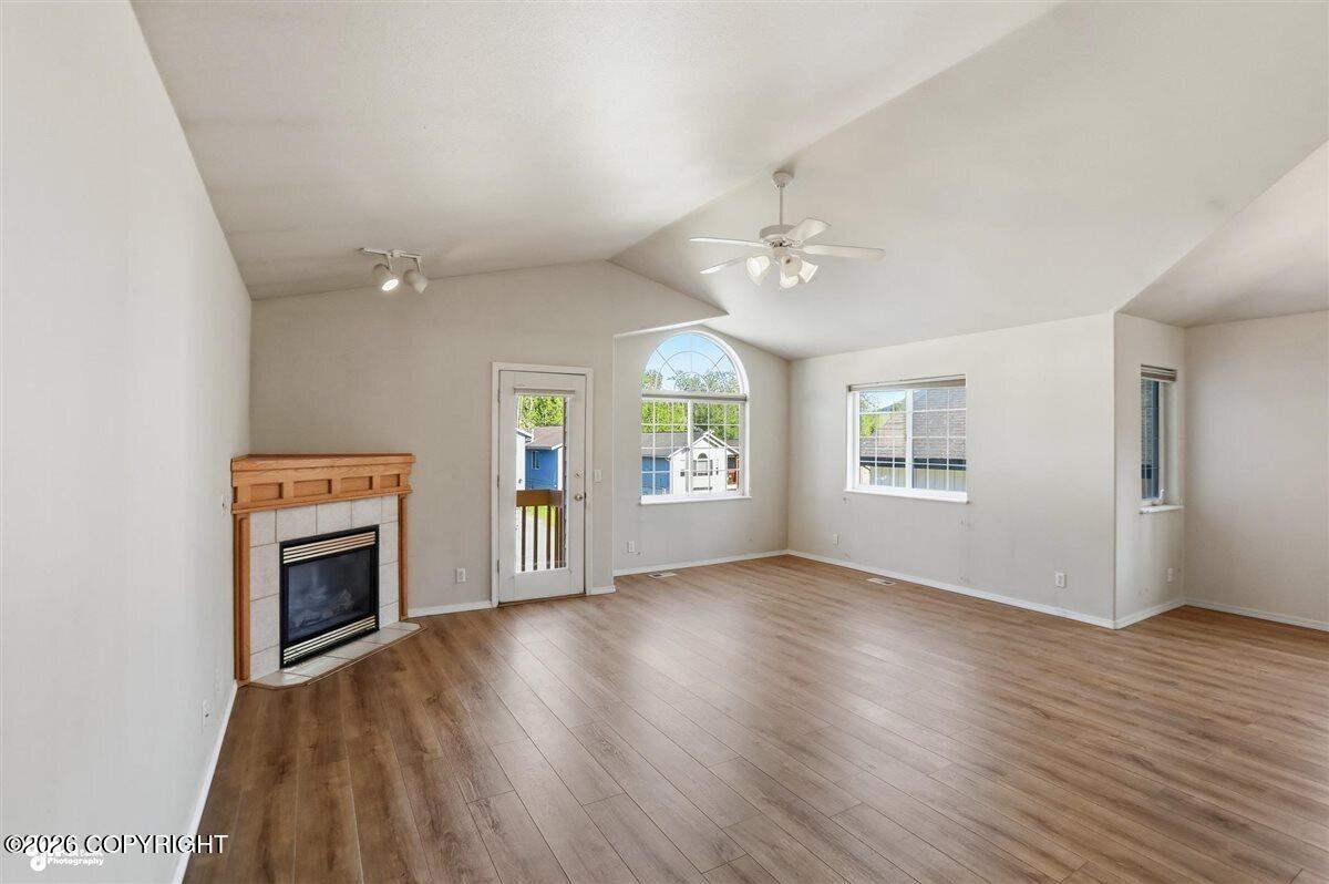 8934 Birch Park Circle Property Photo 6