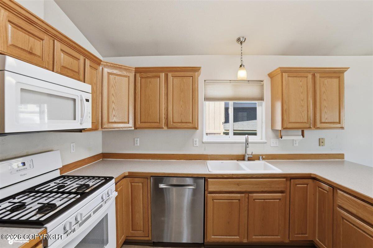 8934 Birch Park Circle Property Photo 14