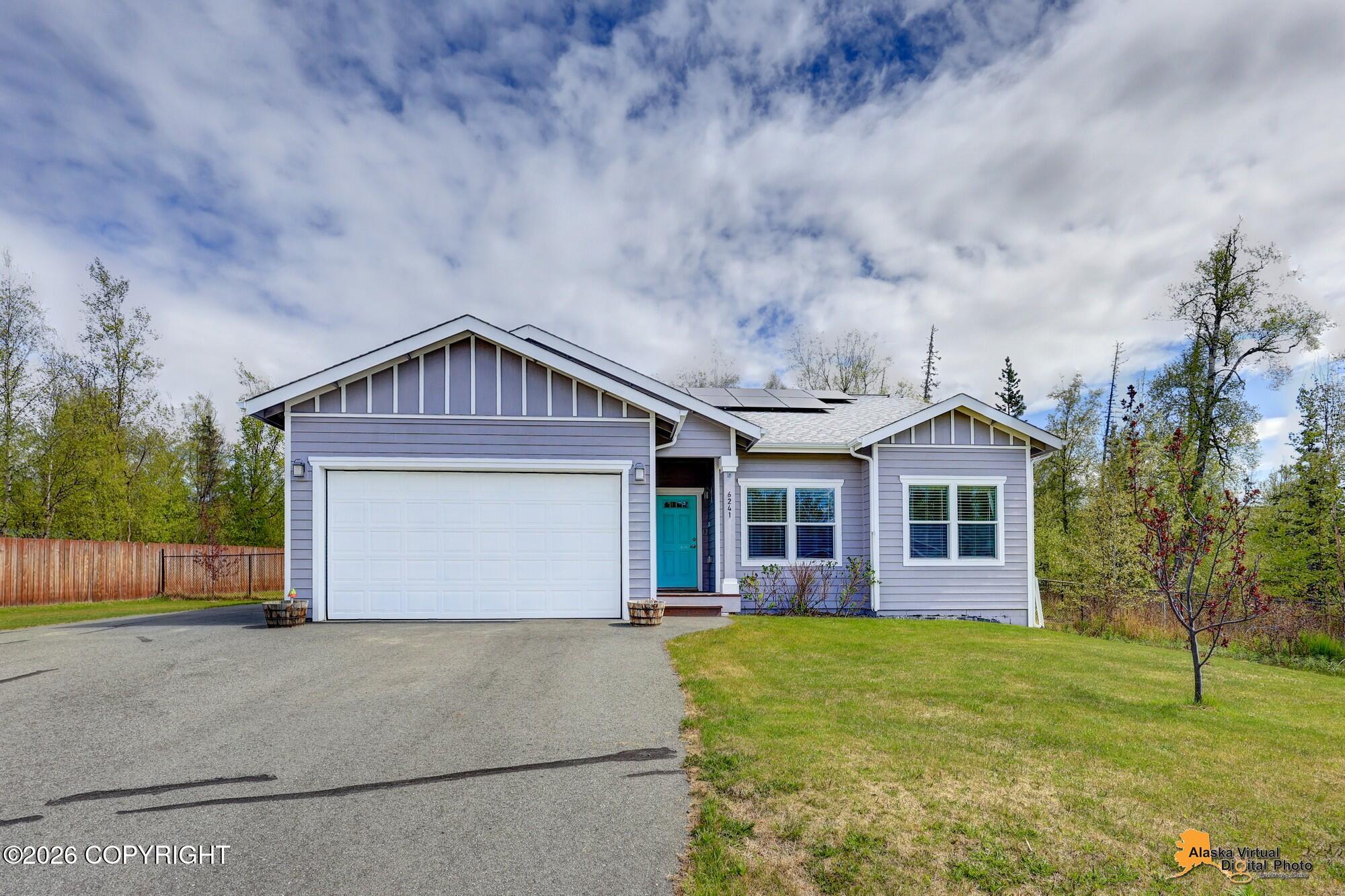 6241 N Endes Way Property Photo 1