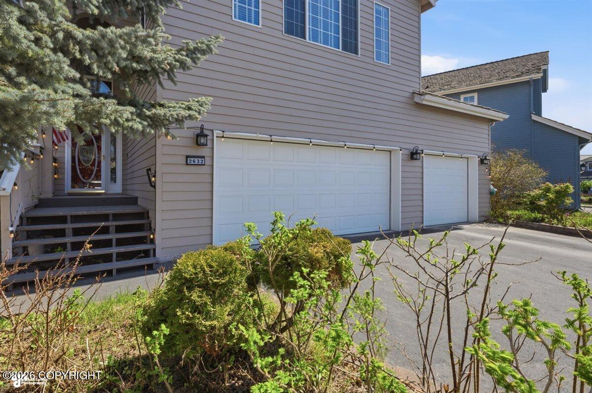 2632 Brookstone Loop Property Photo 3