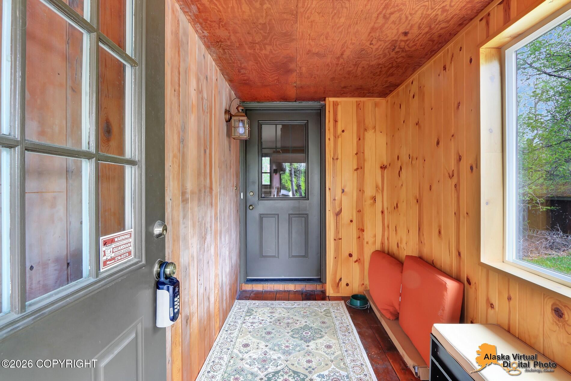 10931 Polar Drive Property Photo 8
