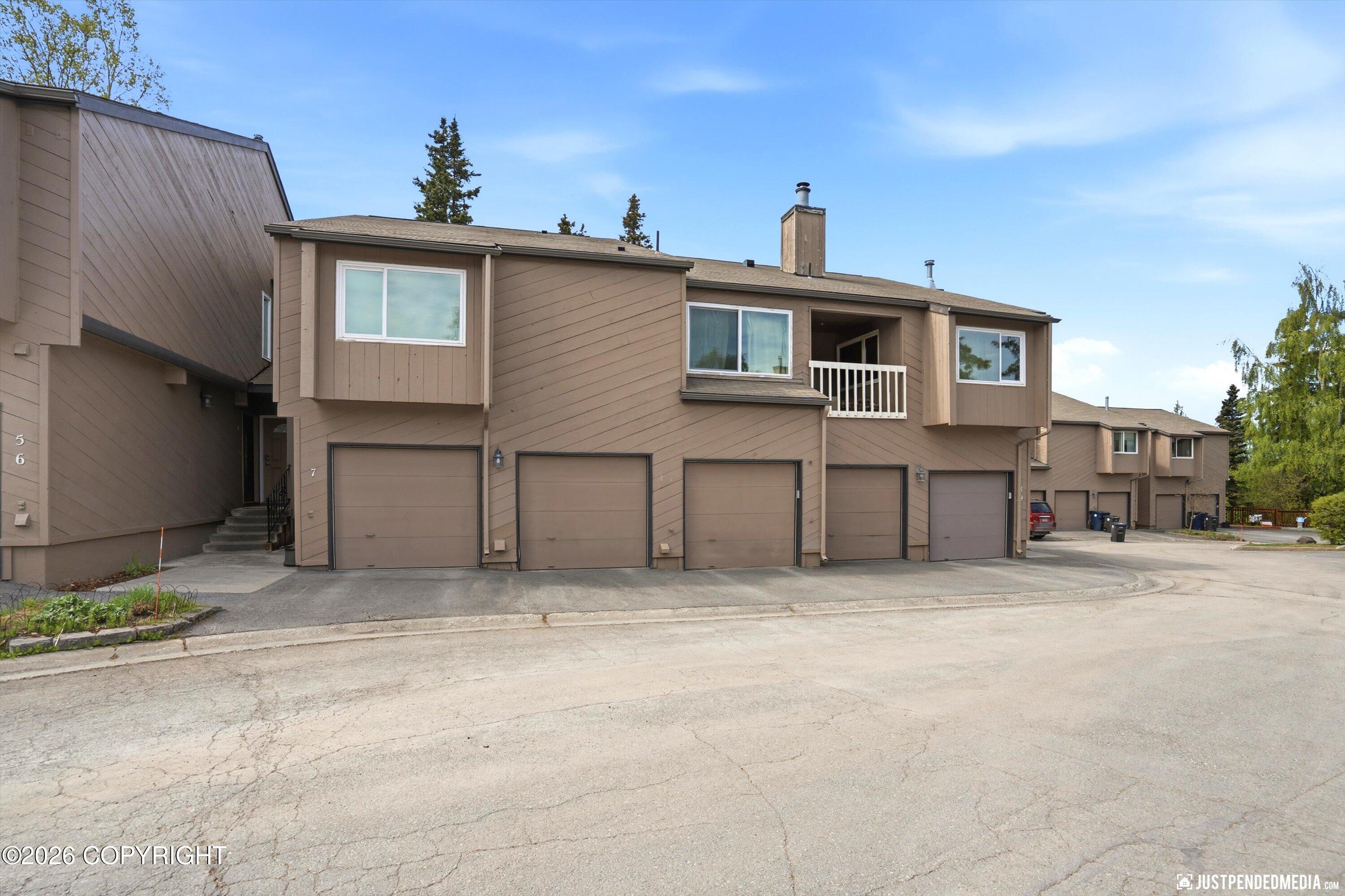 2220 N Star Street #8 Property Photo 3