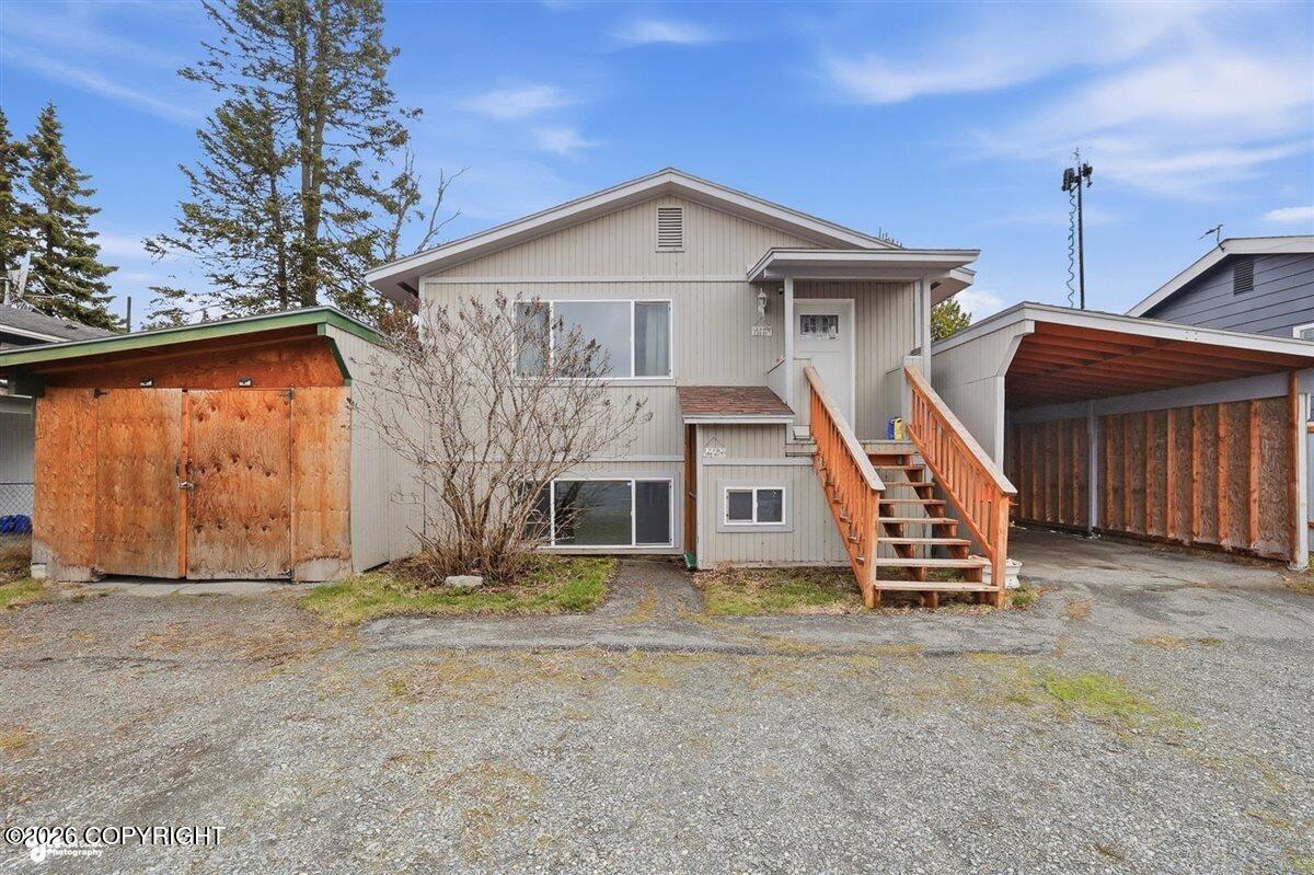 1230 Lilac Lane Property Photo 1