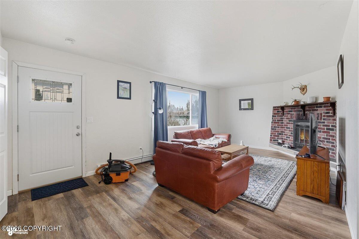 1230 Lilac Lane Property Photo 4