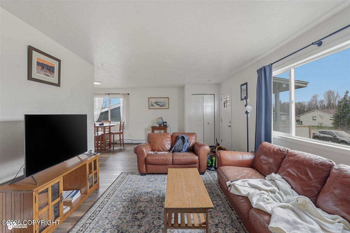 1230 Lilac Lane Property Photo 7