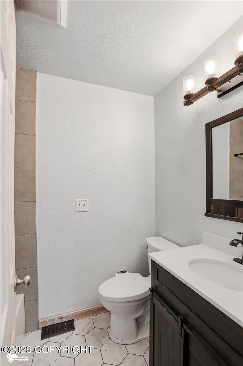 7436 Foxridge Way #4a Property Photo 13