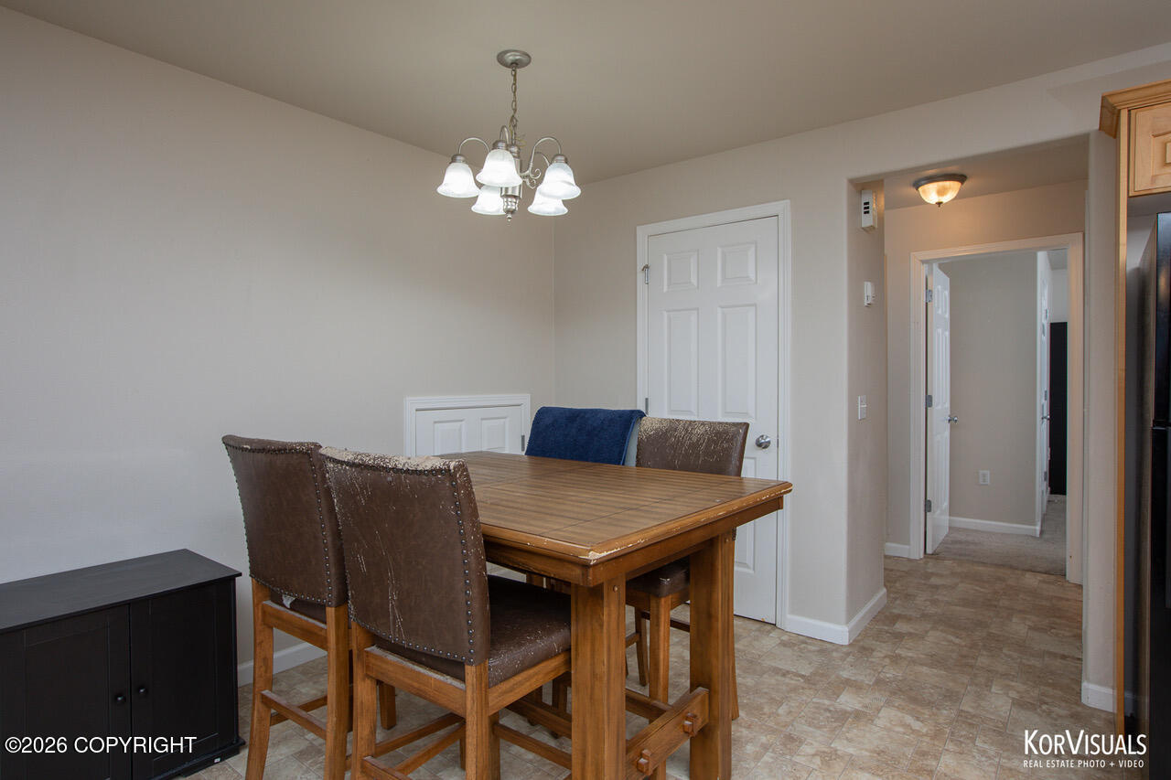 8032 W Donna Marie Lane Property Photo 11