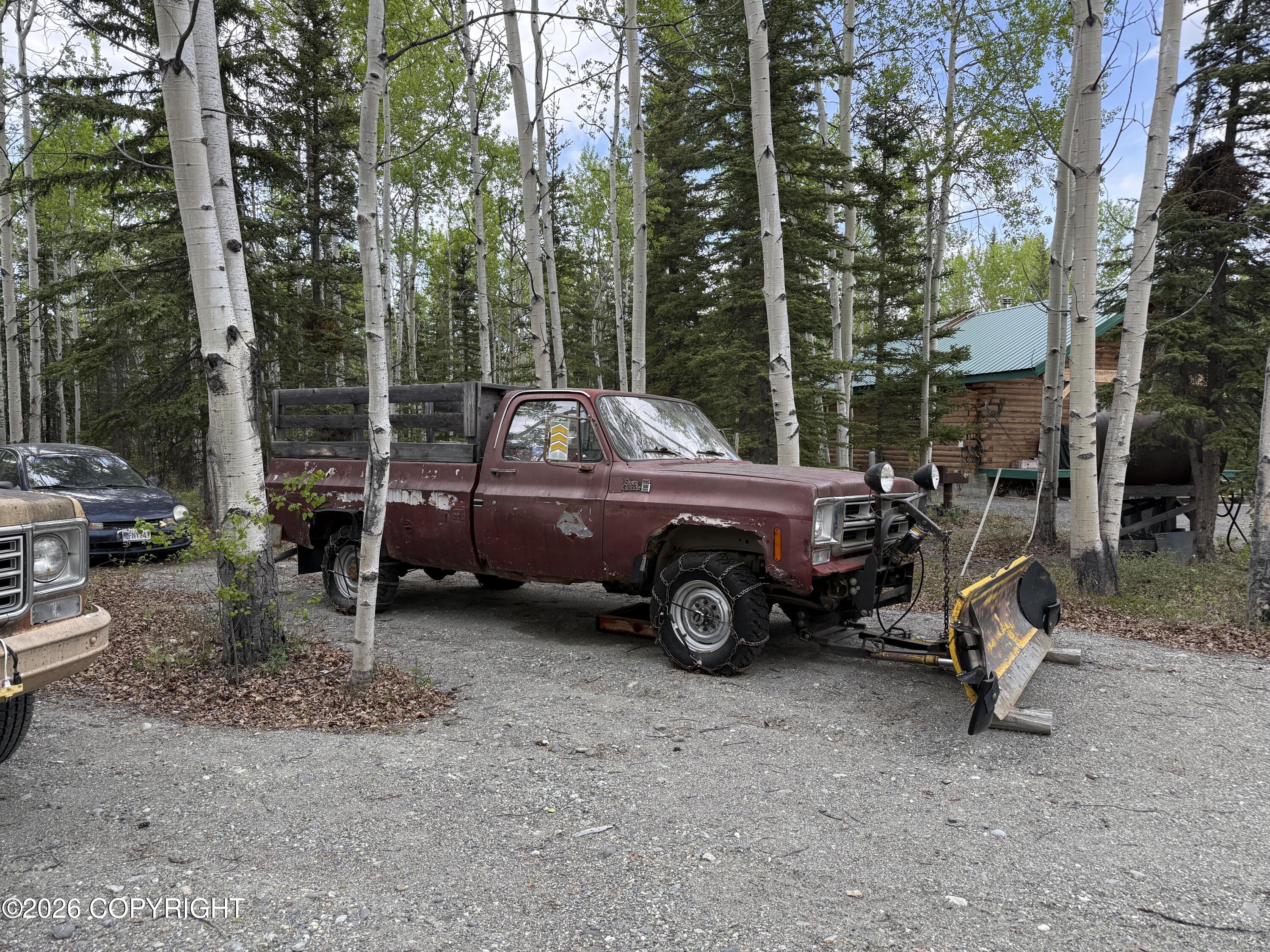 L11-12 Kenny Lake Loop Property Photo 15
