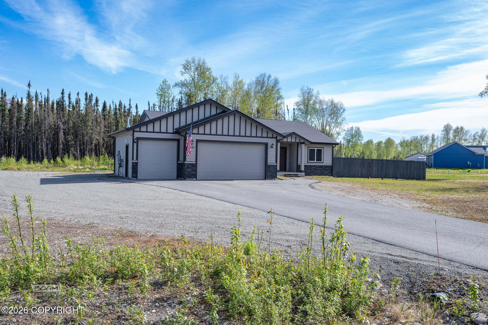 5327 N Suslositna Street Property Photo 5