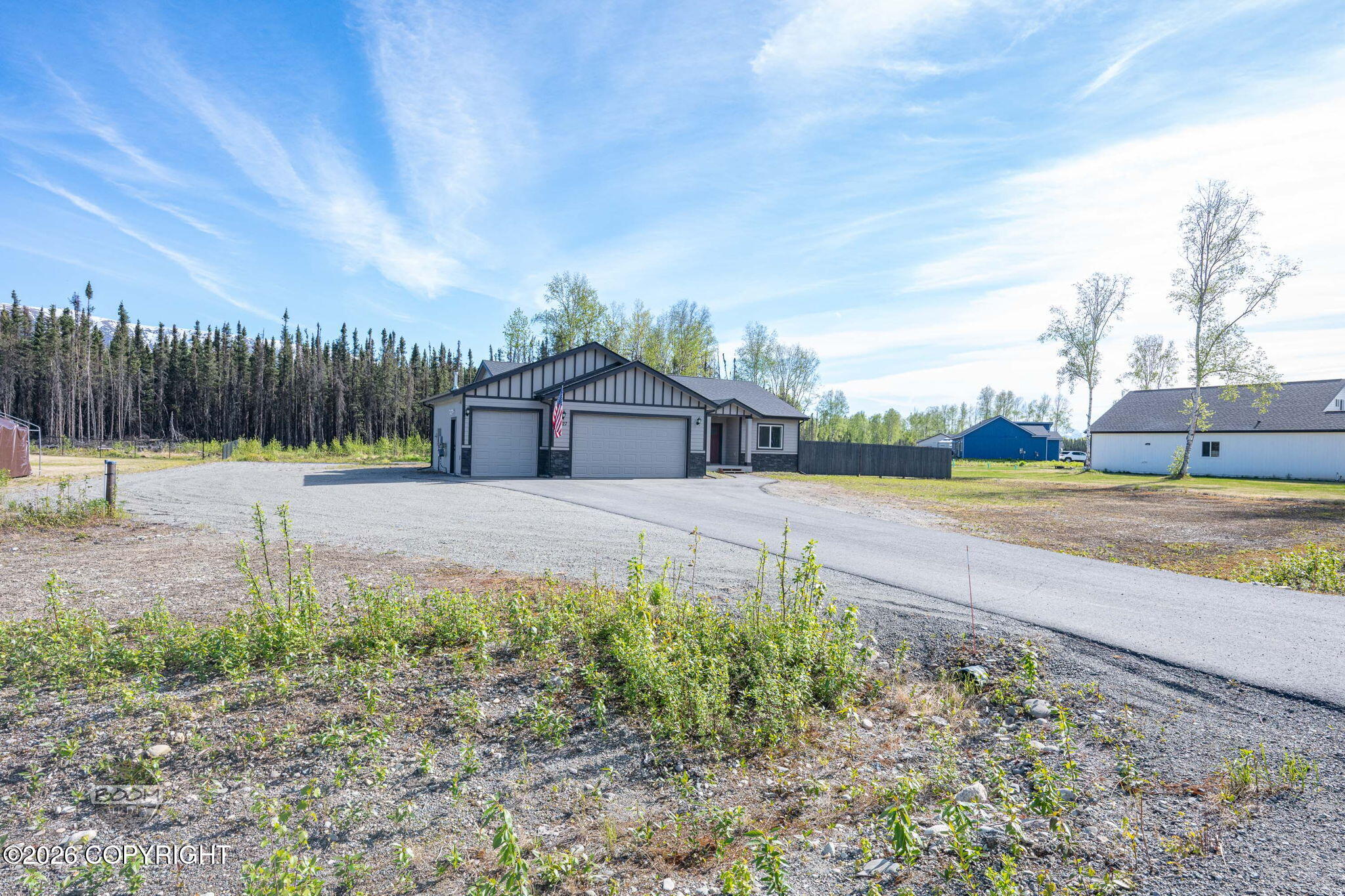 5327 N Suslositna Street Property Photo 6