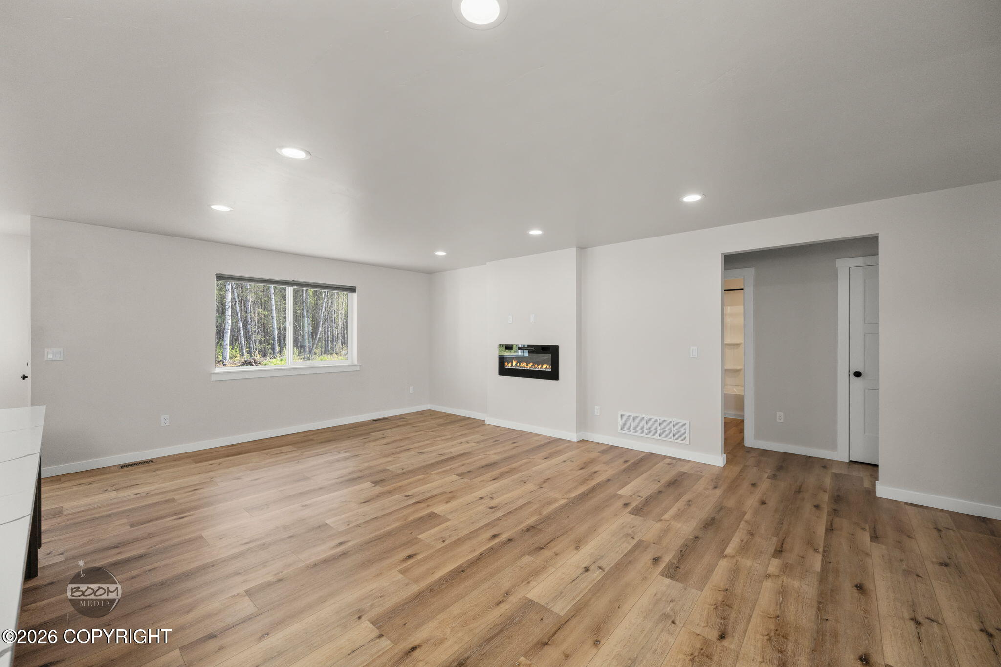 5327 N Suslositna Street Property Photo 11