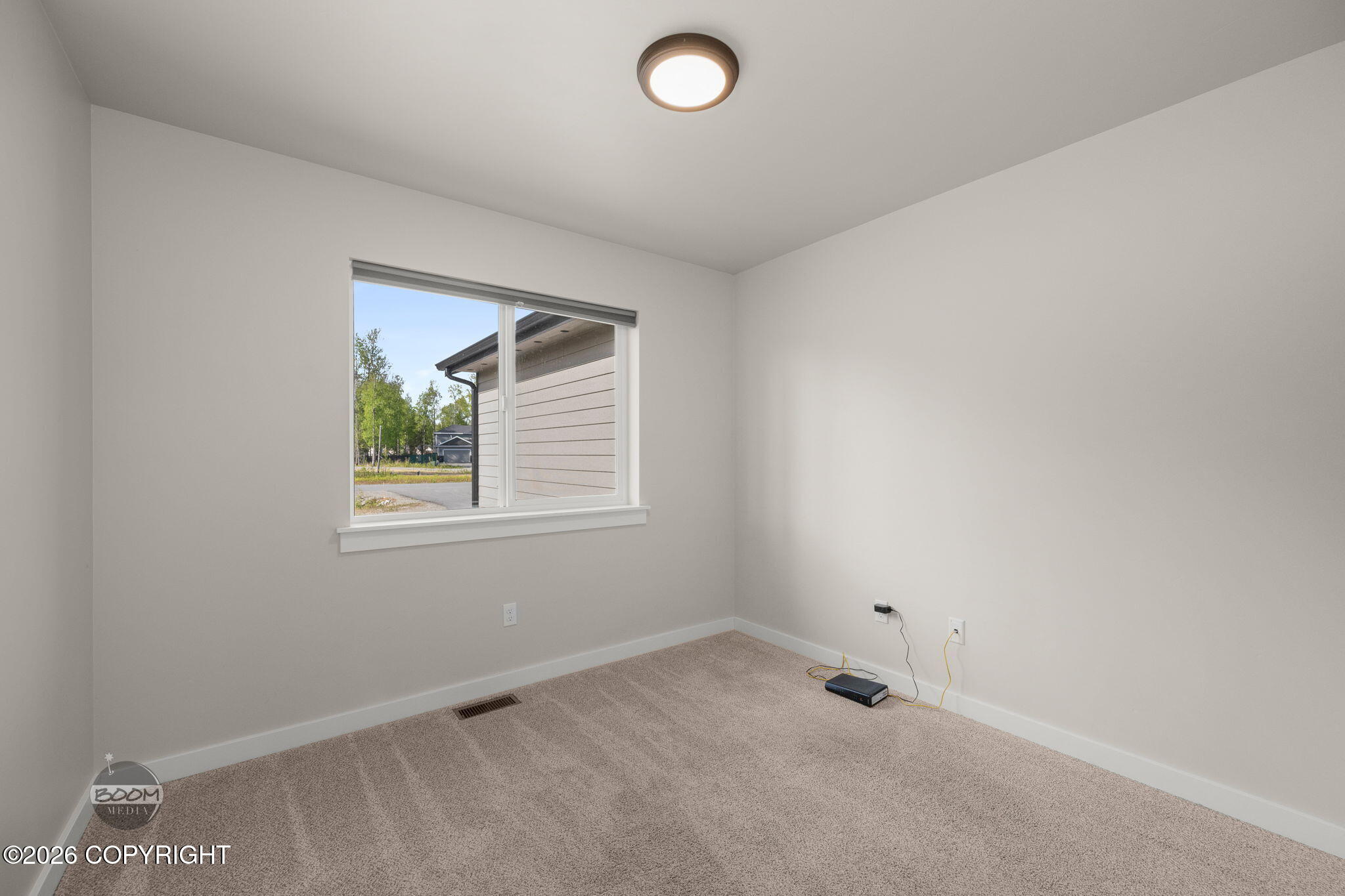 5327 N Suslositna Street Property Photo 23