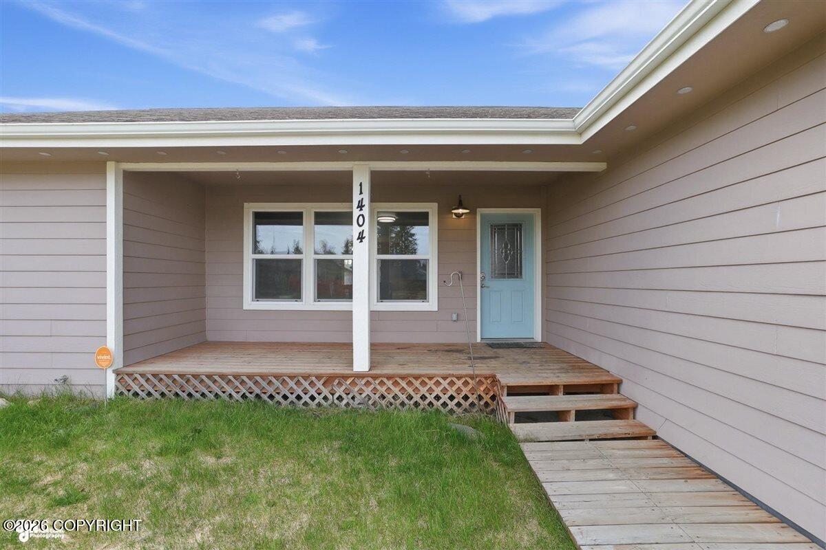 1404 Hedley Drive Property Photo 3