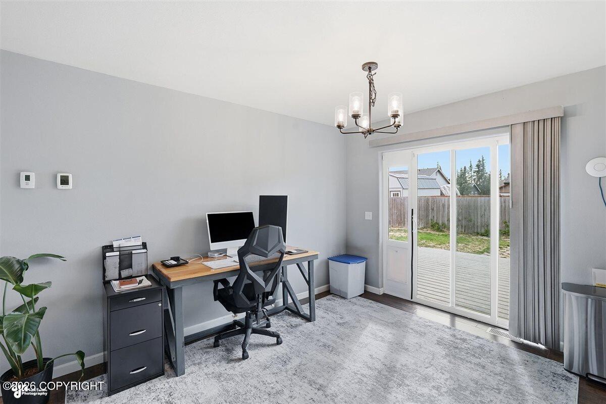 1404 Hedley Drive Property Photo 11