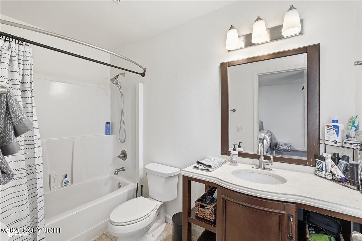 1404 Hedley Drive Property Photo 18