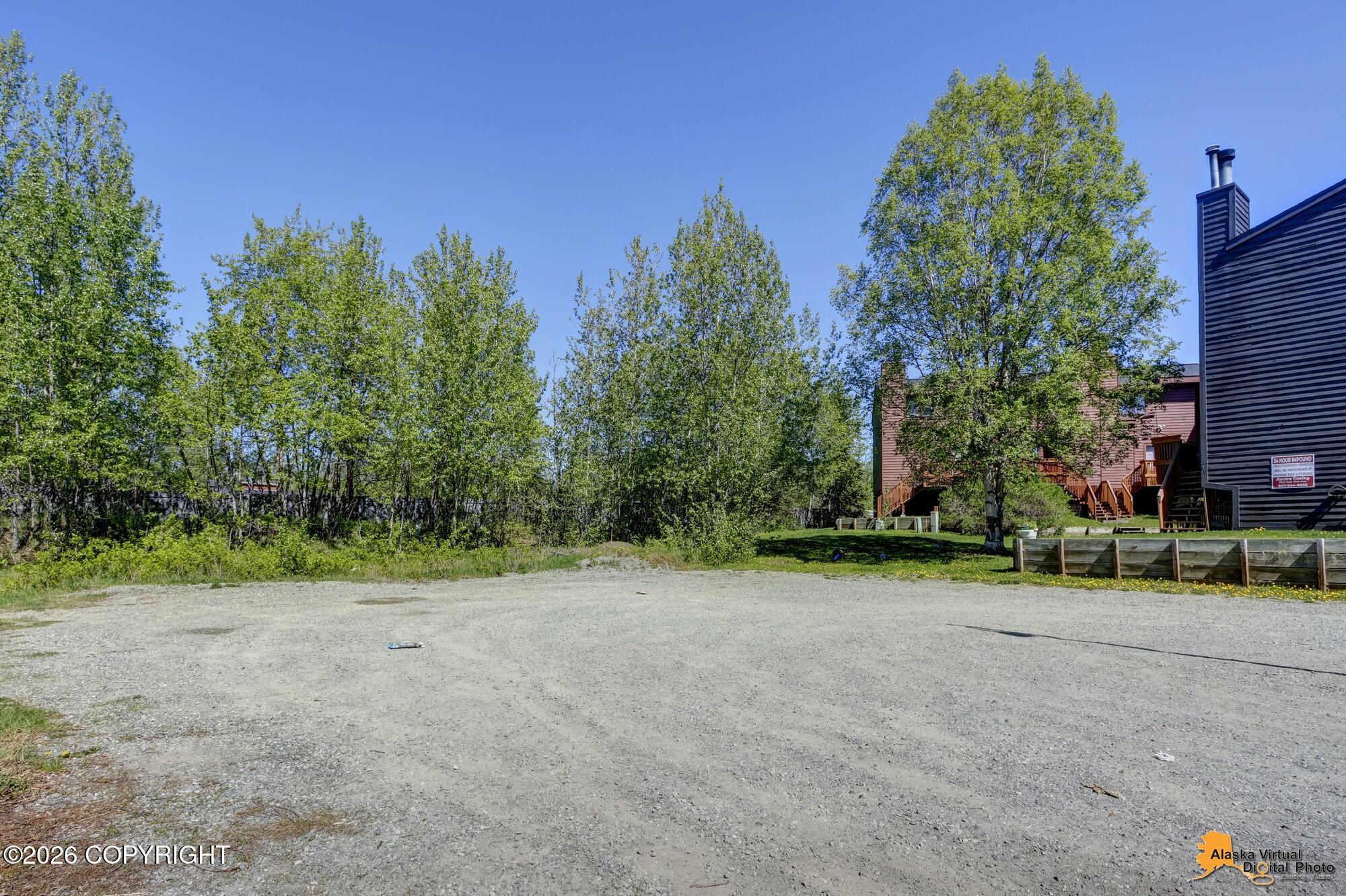 000 Carleton Avenue Property Photo 18