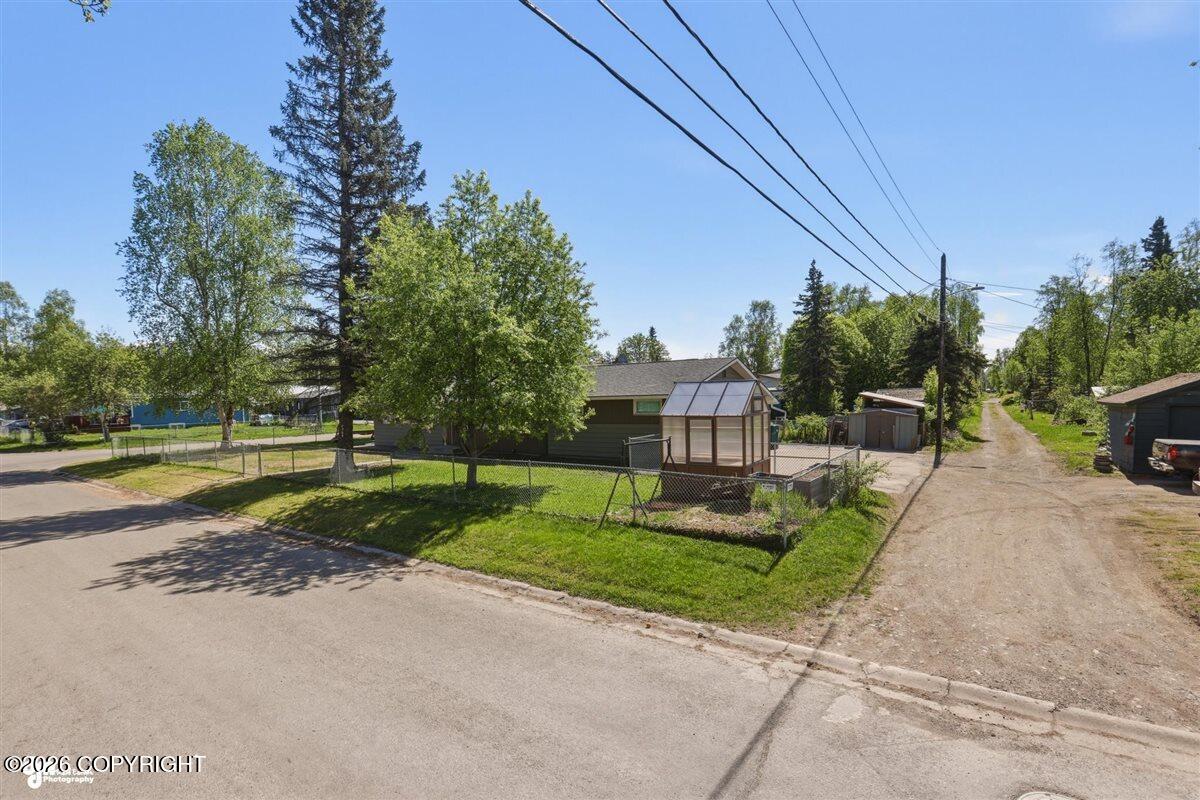 4964 Chena Avenue Property Photo 3