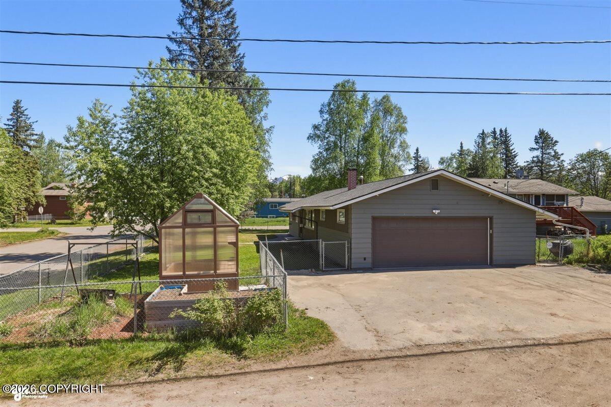 4964 Chena Avenue Property Photo 4