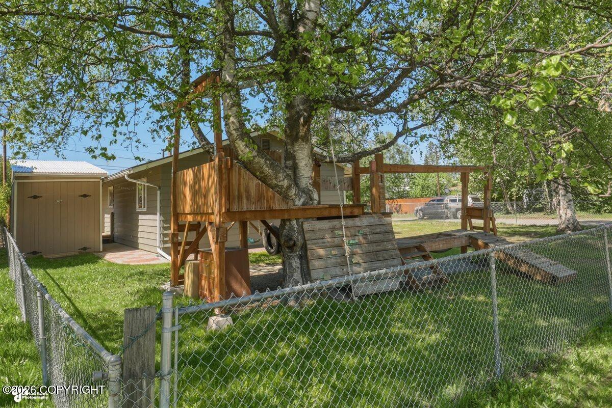 4964 Chena Avenue Property Photo 10