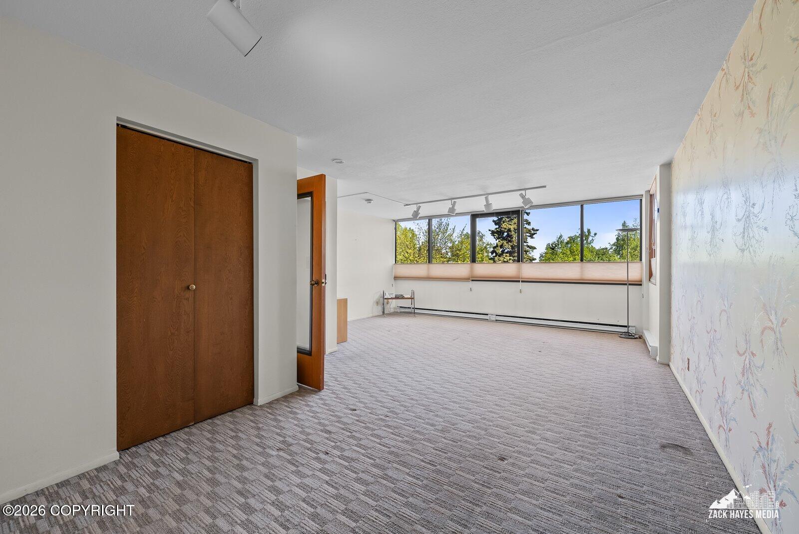 1113 W Fireweed Lane #203 Property Photo 16