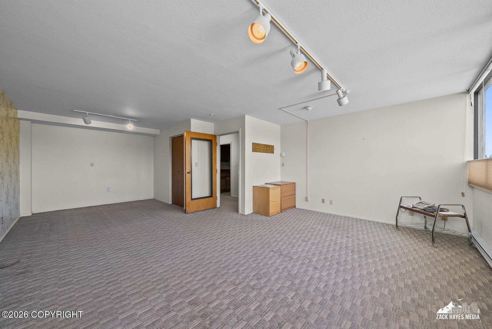 1113 W Fireweed Lane #203 Property Photo 19