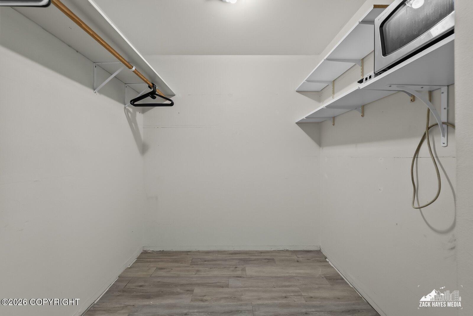 1113 W Fireweed Lane #203 Property Photo 38