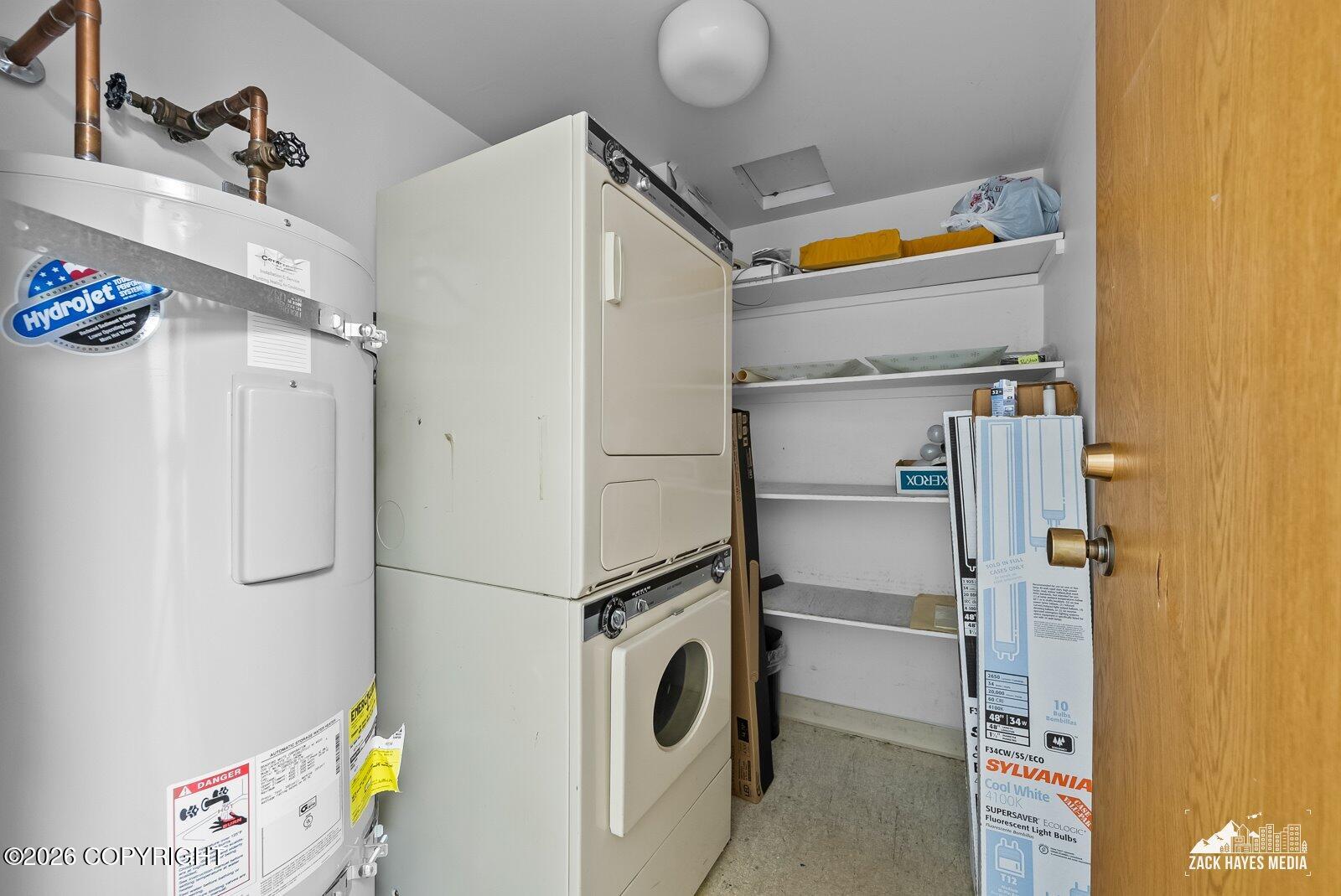 1113 W Fireweed Lane #203 Property Photo 40