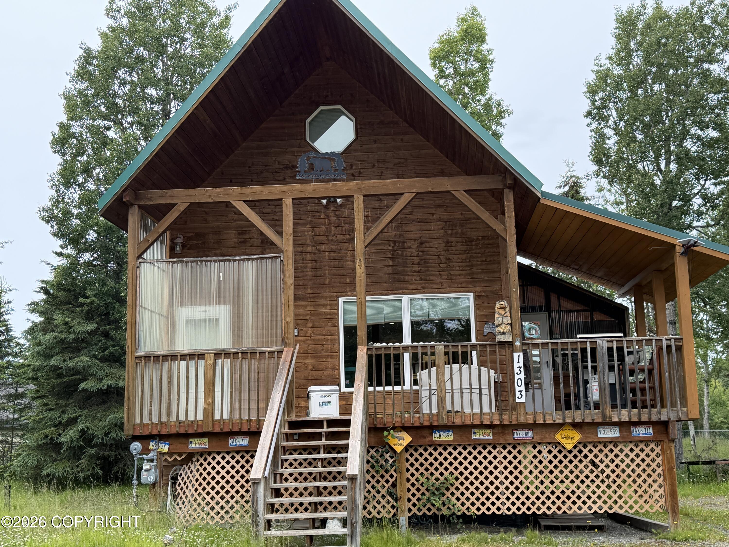 1303 Colonial Drive Property Photo 2