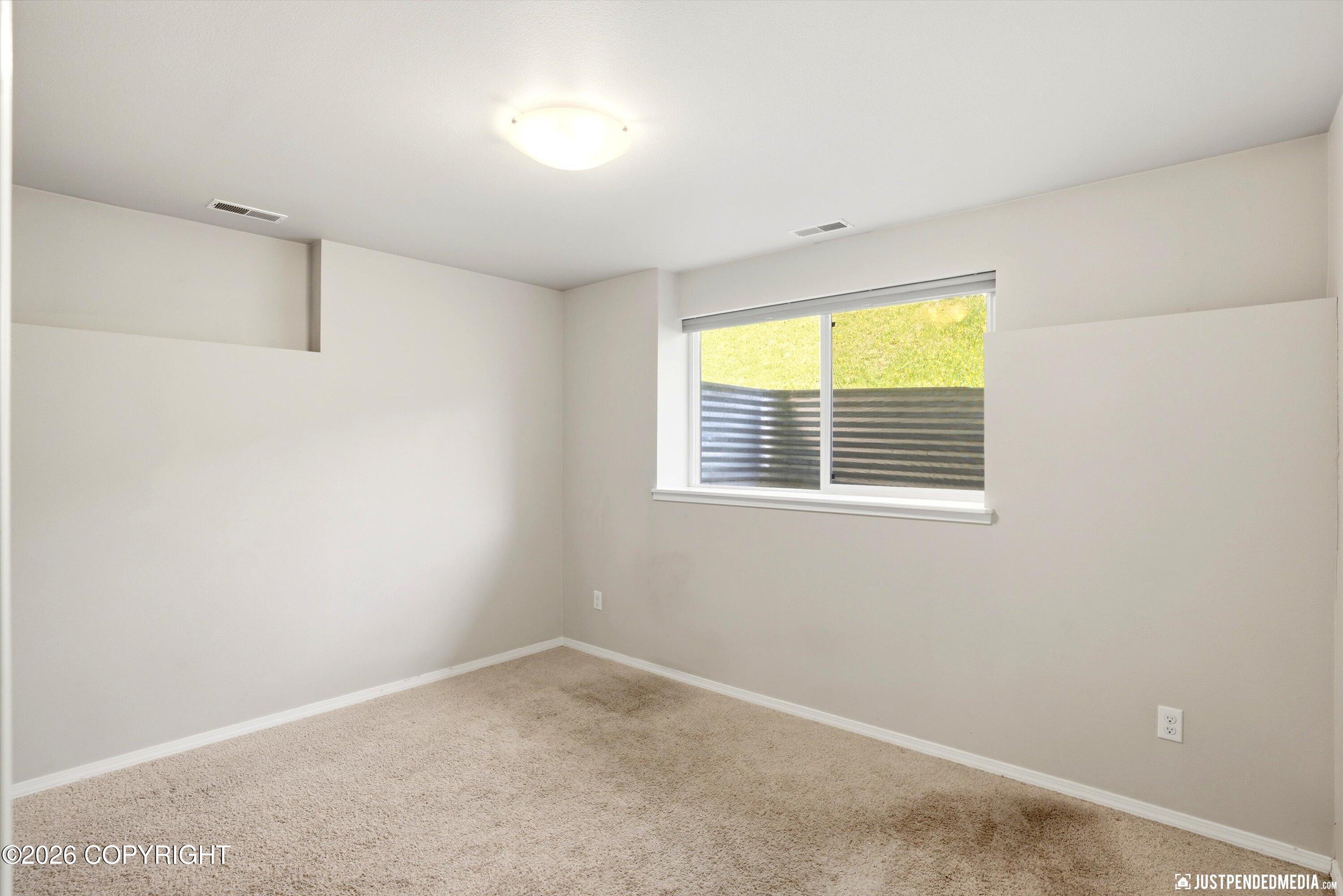 20485 Icefall Drive Property Photo 27