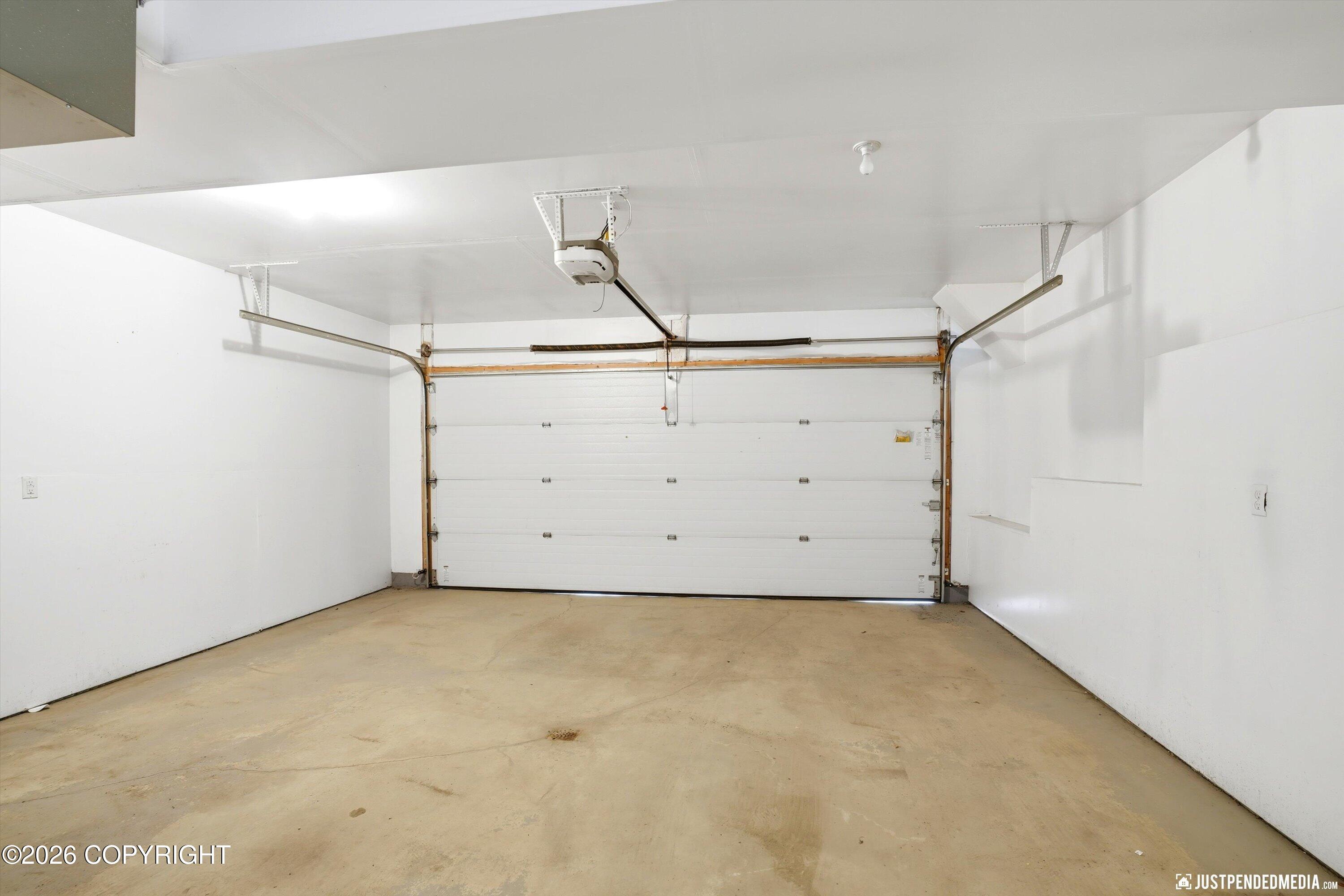 20485 Icefall Drive Property Photo 32