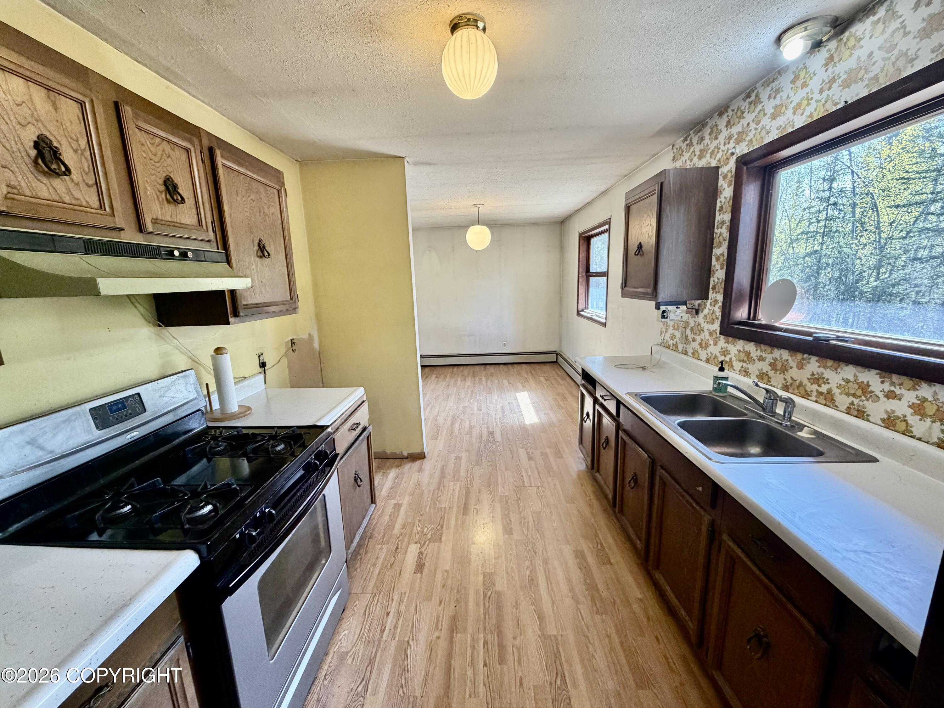 L5 4th Street Property Photo 10
